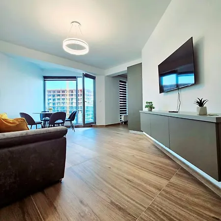 Mamaia Nord Apartment *